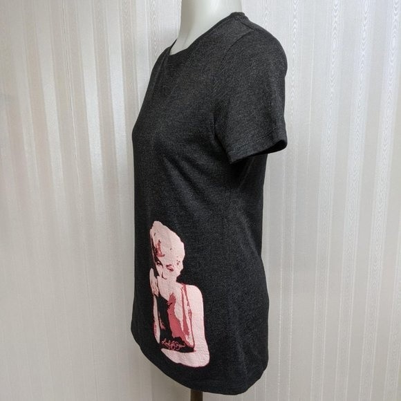 Marilyn Monroe Crewneck Short Sleeves Shirt Top M - Picture 2 of 9